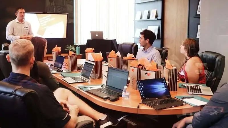 Comment l'image de marque de l'employeur favorise la croissance de l'entreprise