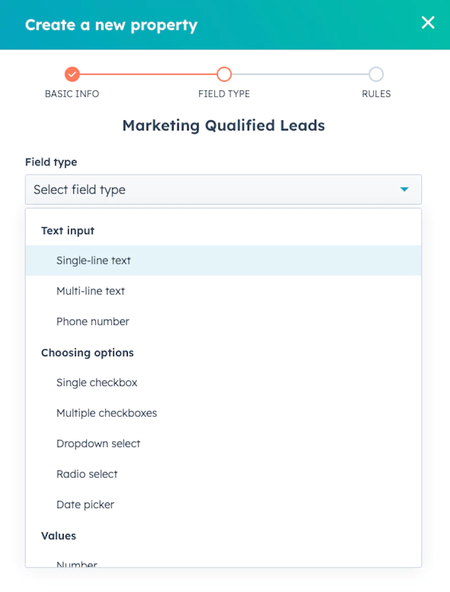 Schermata dell'interfaccia di HubSpot per la creazione di una proprietà personalizzata.